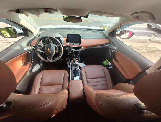 CHEVROLET-TRACKER-2023
