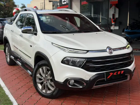FIAT TORO 2.0 16V TURBO DIESEL RANCH 4WD AT9