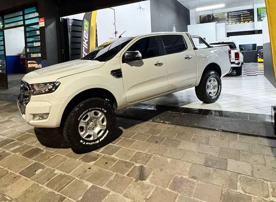 FORD RANGER 2.5 XLT 4X2 CD 16V FLEX 4P MANUAL