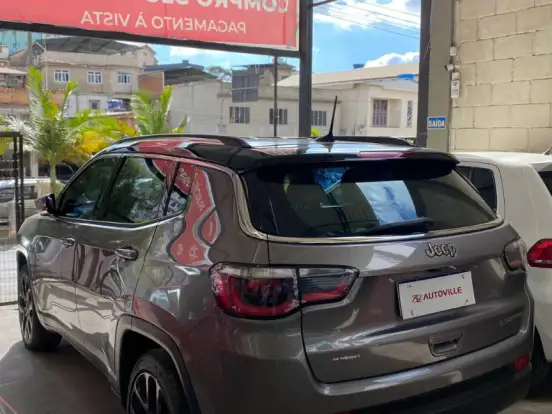 JEEP-COMPASS-2.0 16V FLEX LIMITED AUTOMÁTICO JEEP-COMPASS-2018