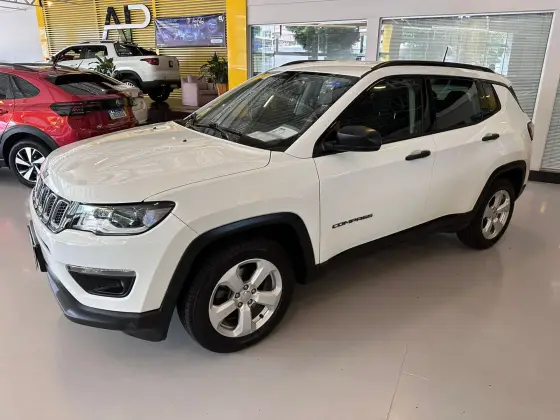 JEEP COMPASS 2.0 16V FLEX SPORT AUTOMÁTICO JEEP COMPASS 2.0 16V FLEX SPORT AUTOMÁTICO