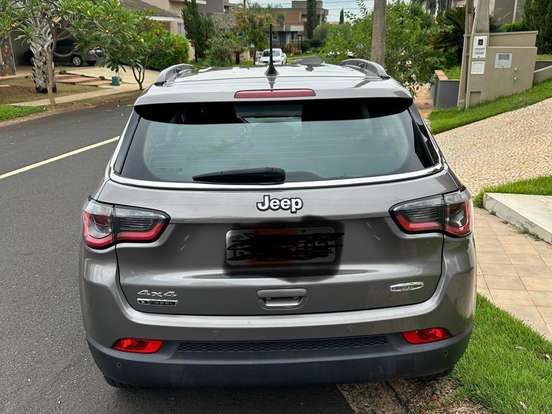 JEEP-COMPASS-2.0 16V DIESEL LONGITUDE 4X4 AUTOMÁTICO JEEP-COMPASS-2018