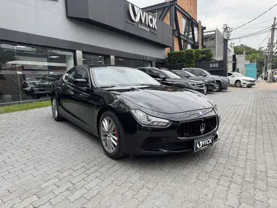 MASERATI GHIBLI 3.0 V6 TURBO GASOLINA AUTOMÁTICO
