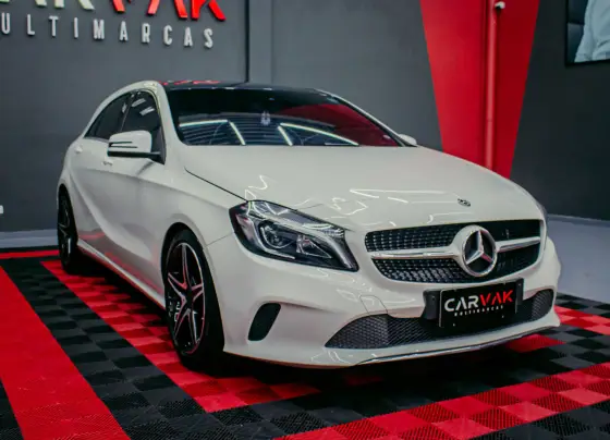 MERCEDES-BENZ A 200 1.6 CGI FLEX 7G-DCT