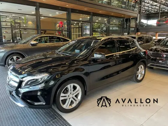 MERCEDES-BENZ GLA 200 1.6 CGI ADVANCE 16V TURBO FLEX 4P AUTOMÁTICO