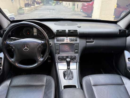 MERCEDES-BENZ-C 230-2.5 AVANTGARDE V6 24V GASOLINA 4P AUTOMÁTICO MERCEDES-BENZ-C 230-2005