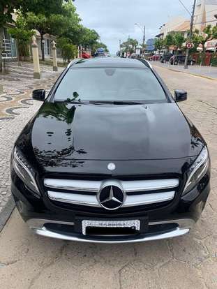 MERCEDES-BENZ-GLA 200-2015