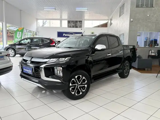 MITSUBISHI L200 TRITON 2.4 16V TURBO DIESEL SPORT HPE CD 4P 4X4 AUTOMÁTICO