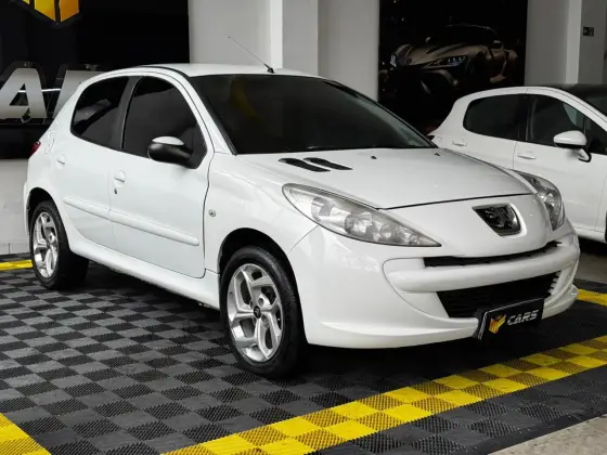 PEUGEOT 207 1.4 XR 8V FLEX 4P MANUAL