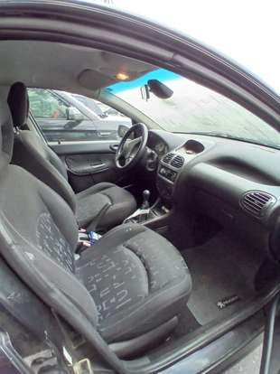 PEUGEOT-206-2005