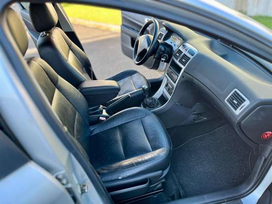 PEUGEOT-307-2007