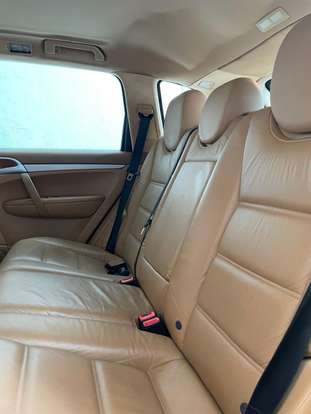PORSCHE-CAYENNE-2006