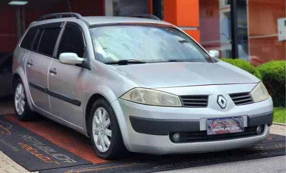 RENAULT MEGANE 1.6 EXPRESSION GRAND TOUR 16V FLEX 4P MANUAL RENAULT MEGANE 1.6 EXPRESSION GRAND TOUR 16V FLEX 4P MANUAL