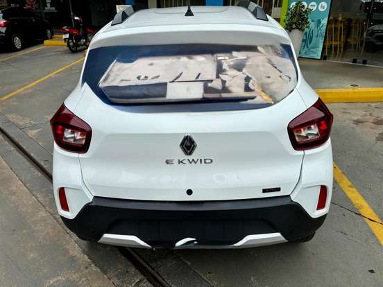 RENAULT-KWID E-TECH-2022