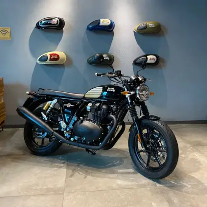 ROYAL ENFIELD INTERCEPTOR ROYAL ENFIELD INTERCEPTOR