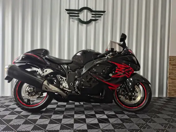 SUZUKI HAYABUSA GSX1300R SUZUKI HAYABUSA GSX1300R
