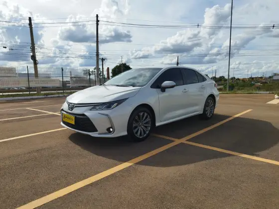 TOYOTA COROLLA 2.0 VVT-IE FLEX XEI DIRECT SHIFT TOYOTA COROLLA 2.0 VVT-IE FLEX XEI DIRECT SHIFT