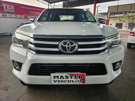 TOYOTA HILUX 2.7 SRV 4X2 CD 16V FLEX 4P AUTOMÁTICO