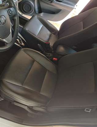 TOYOTA-YARIS-2019