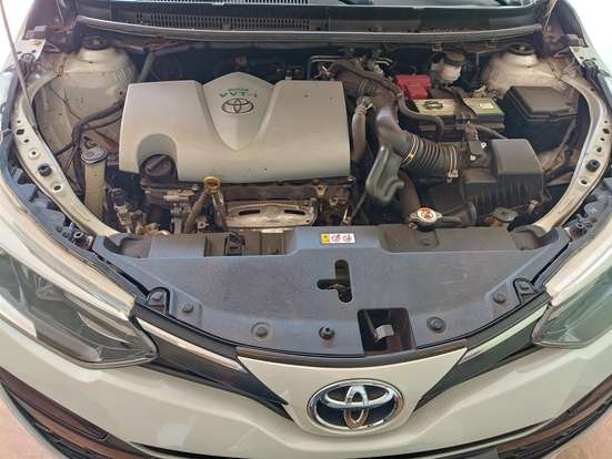 TOYOTA-YARIS-1.5 16V FLEX XLS MULTIDRIVE TOYOTA-YARIS-2019