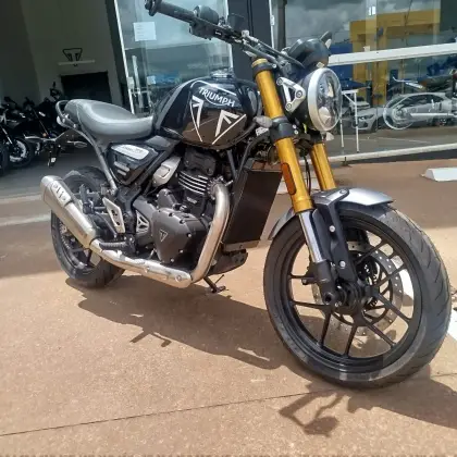 TRIUMPH SPEED 400 