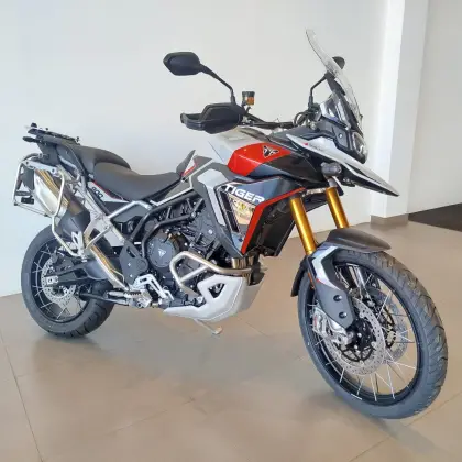 TRIUMPH TIGER 900 RALLY PRO 