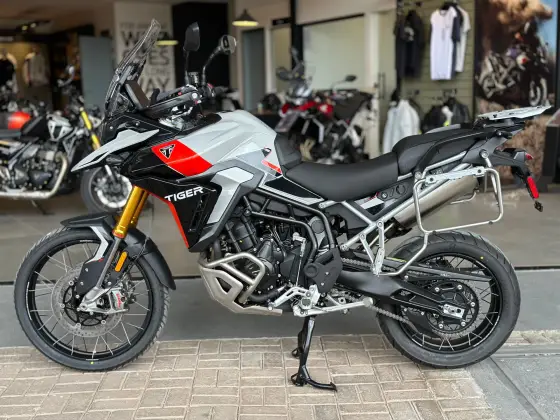 TRIUMPH TIGER 900 RALLY PRO 