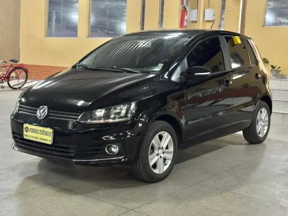 VOLKSWAGEN FOX 1.0 MPI TRENDLINE 12V FLEX 4P MANUAL