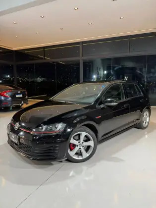 VOLKSWAGEN GOLF 2.0 TSI GTI 16V TURBO GASOLINA 4P AUTOMÁTICO VOLKSWAGEN GOLF 2.0 TSI GTI 16V TURBO GASOLINA 4P AUTOMÁTICO