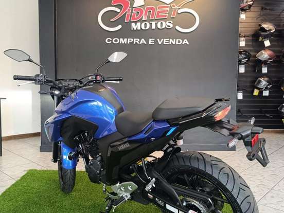 YAMAHA-FZ25 FAZER CONNECTED ABS YAMAHA-FZ25 FAZER CONNECTED ABS-2025