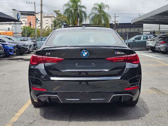 BMW-I4-2025