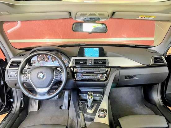 BMW-320i-2.0 SPORT GP 16V TURBO ACTIVE FLEX 4P AUTOMÁTICO BMW-320i-2015