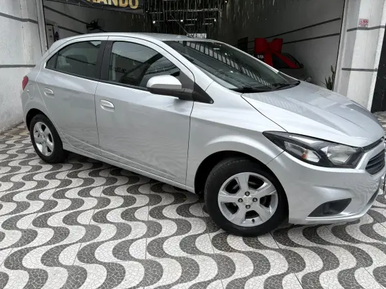 CHEVROLET ONIX 1.4 MPFI LT 8V FLEX 4P MANUAL
