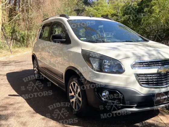 CHEVROLET SPIN 1.8 ACTIV 8V FLEX 4P AUTOMÁTICO CHEVROLET SPIN 1.8 ACTIV 8V FLEX 4P AUTOMÁTICO