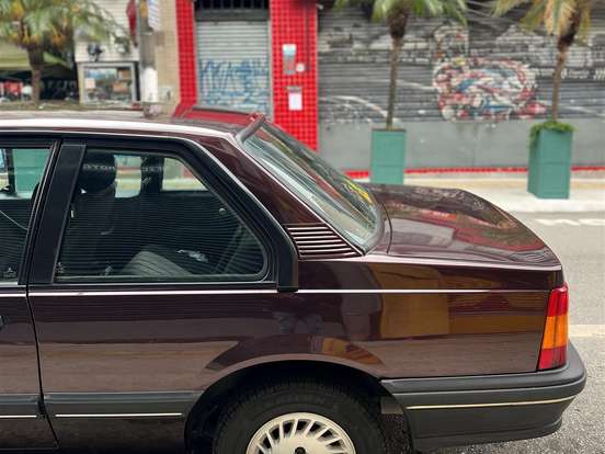 CHEVROLET-MONZA-2.0 EFI SL/E 8V GASOLINA 2P AUTOMÁTICO CHEVROLET-MONZA-1991