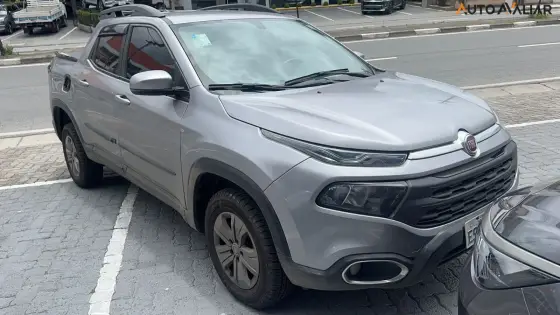 FIAT TORO 1.8 16V EVO FLEX FREEDOM AT6 FIAT TORO 1.8 16V EVO FLEX FREEDOM AT6