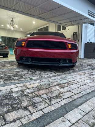 FORD-MUSTANG-2010