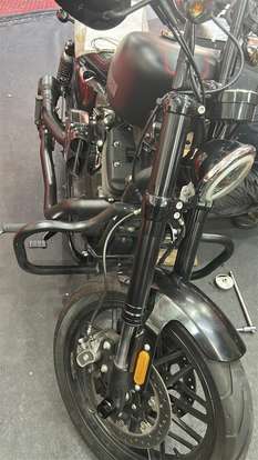 HARLEY-DAVIDSON-SPORTSTER ROADSTER-2017