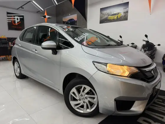 HONDA FIT 1.5 LX 16V FLEX 4P AUTOMÁTICO HONDA FIT 1.5 LX 16V FLEX 4P AUTOMÁTICO