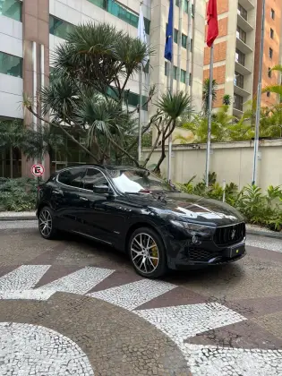 MASERATI LEVANTE 3.0 V6 TURBO GASOLINA S Q4 AUTOMÁTICO