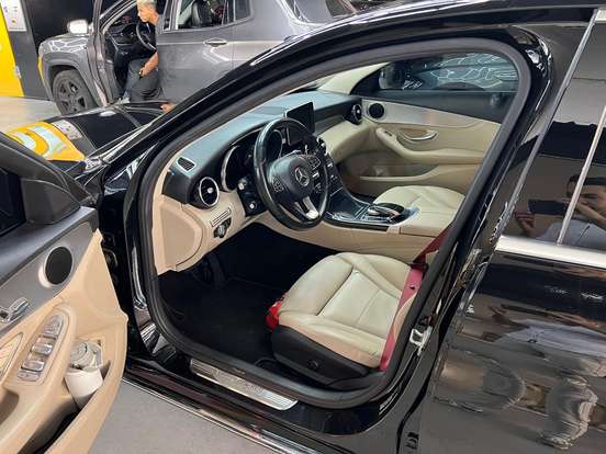 MERCEDES-BENZ-C 200-2.0 CGI AVANTGARDE 16V GASOLINA 4P AUTOMÁTICO MERCEDES-BENZ-C 200-2015