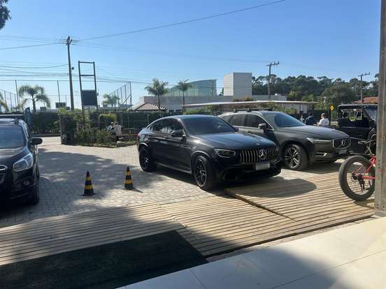 MERCEDES-BENZ-GLC 63 AMG-4.0 V8 TURBO GASOLINA COUPÉ S 4MATIC+ SPEEDSHIFT MERCEDES-BENZ-GLC 63 AMG-2021