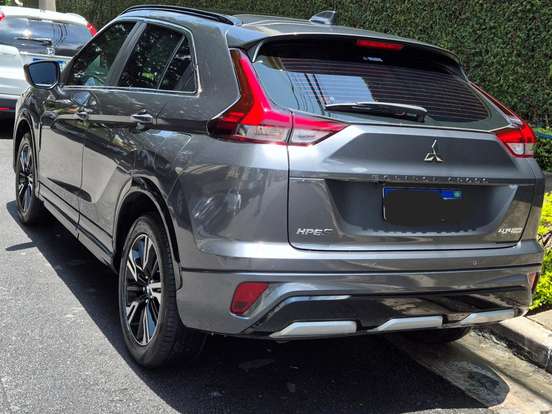 MITSUBISHI-ECLIPSE CROSS-1.5 MIVEC TURBO GASOLINA HPE-S S-AWC SPORT CVT MITSUBISHI-ECLIPSE CROSS-2024