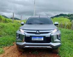 MITSUBISHI L200 TRITON 2.4 16V TURBO DIESEL SPORT HPE-S CD 4P 4X4 AUTOMÁTICO MITSUBISHI L200 TRITON 2.4 16V TURBO DIESEL SPORT HPE-S CD 4P 4X4 AUTOMÁTICO