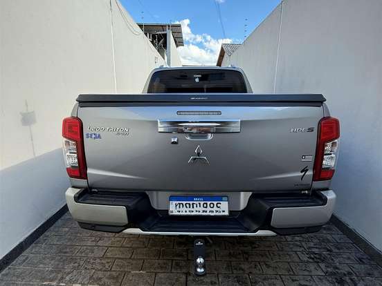 MITSUBISHI-L200 TRITON-2.4 16V TURBO DIESEL SPORT HPE-S CD 4P 4X4 AUTOMÁTICO MITSUBISHI-L200 TRITON-2021