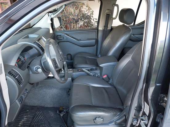 NISSAN-FRONTIER-2012