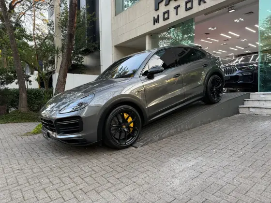 PORSCHE CAYENNE 4.0 V8 E-HYBRID TURBO S COUPÉ AWD TIPTRONIC S PORSCHE CAYENNE 4.0 V8 E-HYBRID TURBO S COUPÉ AWD TIPTRONIC S