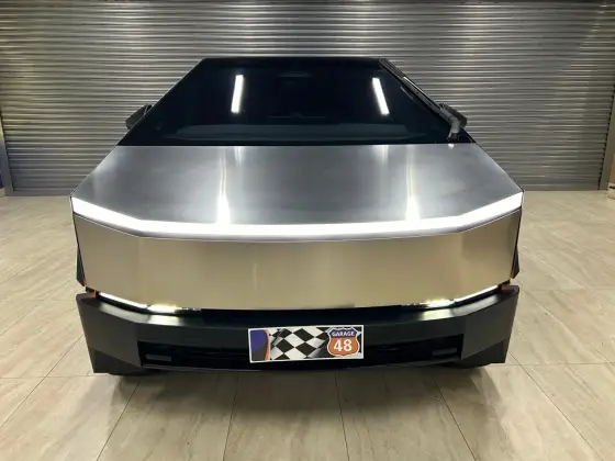 TESLA CYBERTRUCK 122,4 KW ELÉTRICO AWD