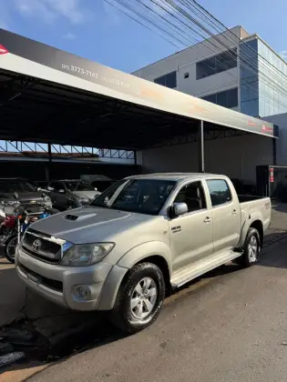 TOYOTA HILUX 3.0 SRV 4X4 CD 16V TURBO INTERCOOLER DIESEL 4P AUTOMÁTICO