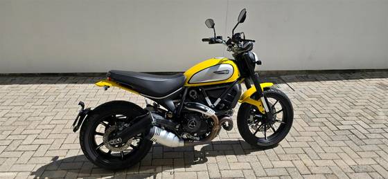 DUCATI SCRAMBLER ICON 